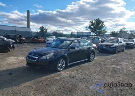 2013 Subaru Legacy 2.5I Premium z USA, uszkodzony, nr VIN 4S3BMBH64D3007247
